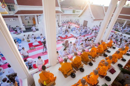 ภาพ No.73659:พิธีตักบาตรพระธรรมยาตราฯ ในโครงการธรรมยาตรากตัญญูบูชา มหาปูชนียาจารย์ พระมงคลเทพมุนี(สด จนฺทสโร) พระผู้ปราบมาร ปีที่ 11 ณ อนุสรณ์สถานลำดับที่ 4 สถานที่เกิดด้วยกายธรรม วัดโบสถ์ (บน) บางคูเวียง อ.บางกรวย จ.นนทบุรี วันที่ 22 มกราคม พ.ศ. 2566