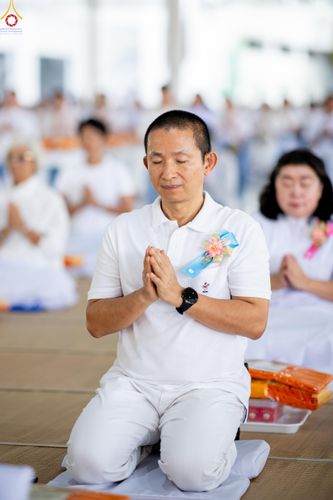 ภาพ No.328795:วันเสาร์ที่ 16 พฤษภาคม พ.ศ.2569 พิธีบุพเปตพลี ครั้งที่ 183 ร่วมอุทิศบุญแด่หมู่ญาติที่ล่วงลับไปแล้ว และสืบทอดอายุพระพุทธศาสนา ณ หอฉันคุณยายอาจารย์ฯ  วัดพระธรรมกาย