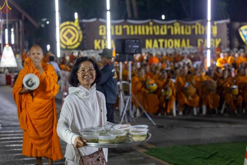 ภาพ No.283417:วันที่ 12 -13 ธันวาคม พ.ศ.2568 เบื้องหลังความสำเร็จ ของการจัดงานตักบาตร พระ 1,000 รูป เขาใหญ่