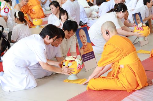 ภาพ No.286650:วันเสาร์ที่ 12 กรกฏาคม พ.ศ.2568 พิธีบรรพชาอุปสมบท  โครงการบรรพชาอุปสมบทหมู่ ธรรมทายาทนานาชาติ(ภาคภาษาจีน), โครงการบรรพชาสามเณร โรงเรียนนานาชาติ รุ่นที 14