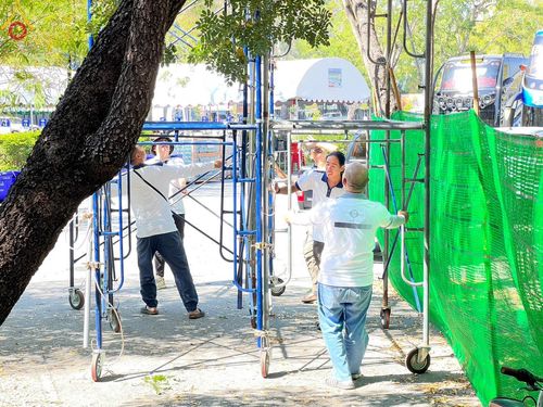 ภาพ No.105969:V.2 ทุ่มเท การเตรียมงาน เก็บงาน การรับบุญของเจ้าหน้าที่หน่วยงานต่างๆ เพื่อโครงการธรรมยาตรา กตัญญูบูชามหาปูชนียาจารย์ พระมงคลเทพมุนี (สด จนฺทสโร) พระผู้ปราบมาร อนุสรณ์สถาน 7 แห่ง ปีที่ 12 ระหว่างวันที่ 2 - 31 มกราคม พ.ศ.2567