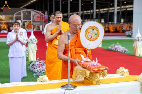 ภาพ No.316618:วันอาทิตย์ที่ 29 มีนาคม พ.ศ. 2569 พิธีทอดผ้าบังสุกุลและพิธีชำระร่าง โยมพ่อณรงค์ จินตมากุล  สิริอายุ 99 ปี 11 เดือน โยมบิดา พระครูปลัดรัตนวีรวัฒน์ (รังสฤษดิ์ อิทฺธิจินตโก) ที่ปรึกษาเจ้าคณะจังหวัดปทุมธานี เจ้าอาวาสวัดพระธรรมกาย  ณ ฌาปนสถานชั่วคราว ทางเข้า 