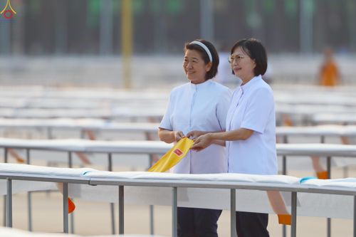 ภาพ No.320221:วันที่ 3-7 เมษายน พ.ศ.2569 การเตรียมงาน ณ ลานธรรม เพื่องานถวายมหาสังฆทาน 40,000 กว่าวัดทั่วประเทศ วันคุ้มครองโลก 22 เมษายน พ.ศ.2569 วัดพระธรรมกาย