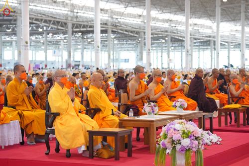 ภาพ No.85126:บรรยากาศการต้อนรับพระสังฆาธิการทั่วประเทศ และพิธีบูชาข้าวพระในวันสมาธิโลก วันอาทิตย์ต้นเดือนที่ 6 สิงหาคม พ.ศ. 2566 ณ สภาธรรมกายสากล วัดพระธรรมกาย