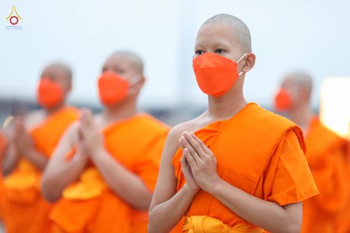 ภาพ No.79945:พิธีขอบรรพชา , พิธีคล้องอังสะ พิธีขอสรณคมน์และศีล , พิธีขอนิสสัย ในโครงการบรรพชาสามเณรฟื้นฟูพระพุทธศาสนาทั่วไทย วันเสาร์ที่ 8 เมษายน พ.ศ.2566