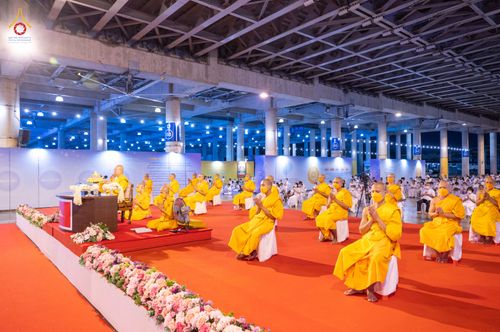 พิธีฉลองชัยสวดธรรมจักรครบ 5,399,999,999  จบ เนื่องในวันวิสาขบูชา วันเสาร์ที่ 3 มิถุนายน 2566 ณ ลานธรรมพระมหาธรรมกายเจดีย์ วัดพระธรรมกาย จ.ปทุมธานี