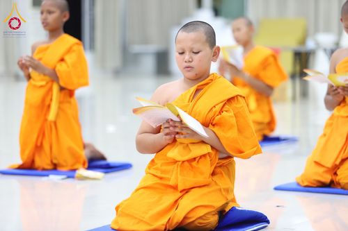 ภาพ No.320614:วันที่ 6-9 เมษายน พ.ศ.2569 สามเณรสวดมนต์ทำวัตรเช้า-เย็น  เข้าฐานกิจกรรม ฝึกUG5 นั่งสมาธิ ปฏิบัติธรรม ณ ศูนย์ปฏิบัติธรรมและศูนย์อบรมเยาวชนเพชรบุรี  ต.ท่าแลง อ.ท่ายาง จ.เพชรบุรี