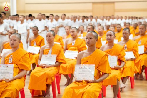 ภาพ No.351223:วันที่ 21 กันยายน พ.ศ. 2569 พิธีปิดโครงการบรรพชาพัฒนาคุณธรรม จริยธรรม  สำหรับนักเรียนนายสิบตำรวจ (นสต.) รุ่นที่ 16 ศูนย์ฝึกอบรมตำรวจภูธรภาค 1