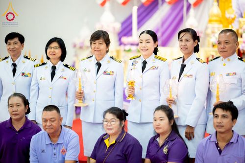 ภาพ No.227307:วันอังคารที่ 3 มิถุนายน พ.ศ. 2568 นายอำเภอคลองหลวง นำพสกนิกรรวมใจภักดิ์ สมเด็จพระนางเจ้าฯ พระบรมราชินี เนื่องในโอกาสวันเฉลิมพระชนมพรรษา ณ อาคารปลูกศรัทธา 2 วัดพระธรรมกาย อ.คลองหลวง จ.ปทุมธานี