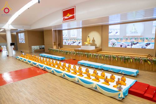 ภาพ No.310678:วันอาทิตย์ที่ 22 กุมภาพันธ์ พ.ศ. 2569 พิธีถวายโคมมาฆประทีป ณ ห้องแก้วสารพัดนึก 2 วัดพระธรรมกาย จ.ปทุมธานี