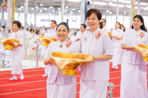ภาพ No.154527:พิธีทอดผ้าป่าสมทบกฐินวัดพระธรรมกาย และสมทบกฐิน 30,000 วัดทั่วไทย ครั้งที่ 2 ณ สภาธรรมกายสากล วัดพระธรรมกาย วันอังคารที่ 17 กันยายน พ.ศ. 2567