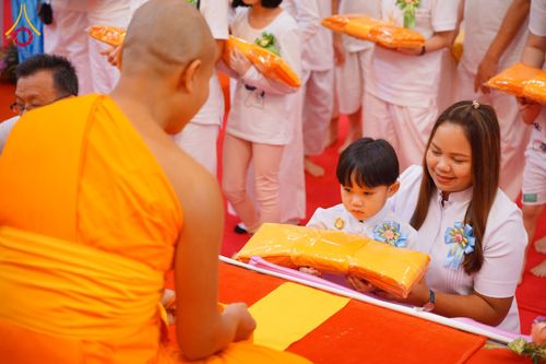 ภาพ No.173888:พิธีทอดกฐิน วัดภาวนาปีนัง ประเทศมาเลเซีย วันที่ 31 ตุลาคม พ.ศ. 2567