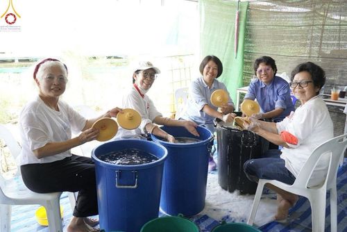 ภาพ No.211170:วันเสาร์ที่ 15 มีนาคม พ.ศ. 2568  การเตรียมงานของเจ้าหน้าที่ เพื่องานฉลองปทุมเจดีย์ ณ ศูนย์อบรมเยาวชนปัตตานี