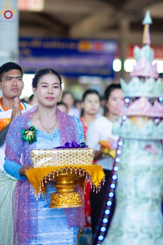 ภาพ No.100069:พิธีทอดผ้าป่า เมียนมาร์ และพิธีสวดธรรมจักร ครั้งที่ 5 ประจำปี พ.ศ. 2566 วันอาทิตย์ที่ 3 ธันวาคม พ.ศ. 2566