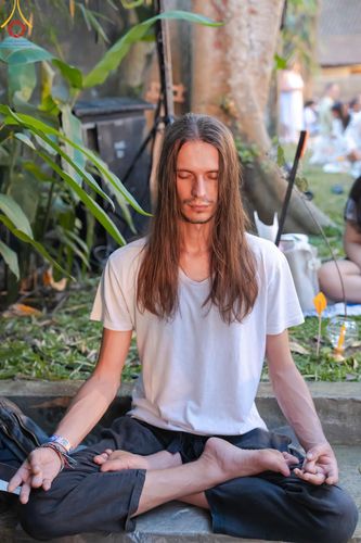 ภาพ No.156410:วัดพุทธบาหลีและวัดพระธรรมกาย จัดปฏิบัติธรรมนานาชาติ 1,151 คนจาก 78 ประเทศ ใน "วันสันติภาพสากล" ณ บาหลี อินโดนีเซีย วันเสาร์ที่ 21 กันยายน พ.ศ. 2567 เวลา 16.00-21.00 น. ณ พิพิธภัณฑ์ ARMA เมืองอูบุด จังหวัดบาหลี ประเทศอินโดนีเซีย