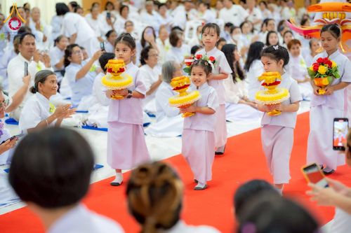 ภาพ No.252788:วันที่ 12 ตุลาคม พ.ศ. 2568 พิธีทอดกฐินครบรอบ 12 ปี เพื่อสร้างถนนธรรมวิถี ณ ศูนย์ปฏิบัติธรรมนครราชสีมา