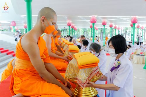 ภาพ No.80738:พิธีอุปสมบทสามเณรเตรียม DCI รุ่นที่20 จำนวน 15 รูป ณ อุโบสถพระไตรปิฎก วัดพระธรรมกาย วันเสาร์ที่ 6 พฤษภาคม พ.ศ. 2566