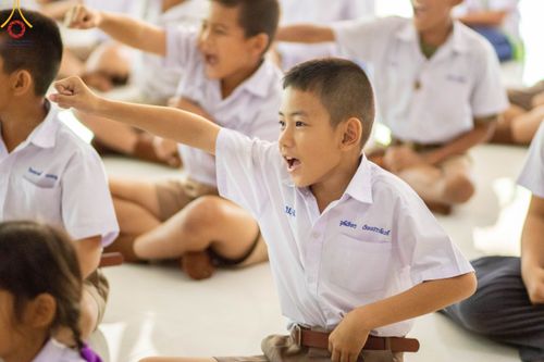 ภาพ No.104928:วันรวมพลังเด็กดี V-star ผู้นำฟื้นฟูศีลธรรมโลก จังหวัดกำแพงเพชร ณ ศูนย์ปฏิบัติธรรมกำแพงเพชร ในอุปถัมภ์พระพรหมวชิรปัญญาจารย์ วันที่ 22 ธันวาคม พ.ศ. 2566