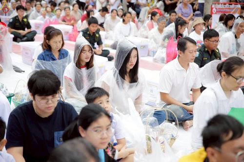 ภาพ No.245277:วันอาทิตย์ที่ 14 กันยายน พ.ศ. 2568 ตักบาตรพระ 555 รูป มหากุศล  น้อมถวายเป็นพุทธบูชา ณ หอนาฬิกาเบตง อ.เบตง จ.ยะลา