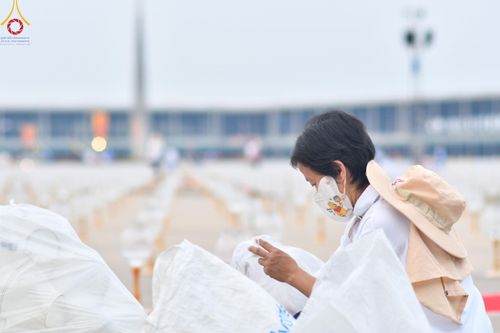 ภาพ No.122422:V.23 อีกนิด การเตรียมงาน เก็บงาน การรับบุญของเจ้าหน้าที่หน่วยงานต่างๆ เพื่อโครงการธรรมยาตรา ปีที่ 12 ระหว่างวันที่ 2 - 31 มกราคม พ.ศ. 2567