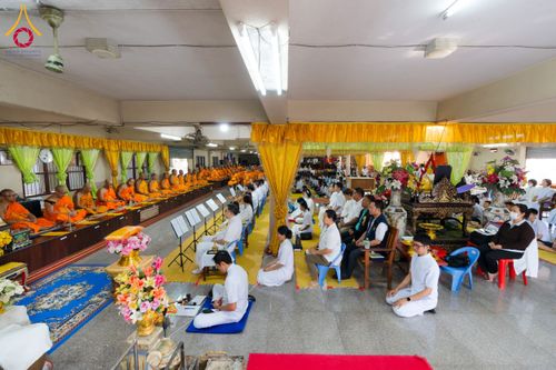 ภาพ No.196612:พิธีทอดผ้าป่าทำนุบำรุงศาสนสถาน ณ วัดไทยเจริญ ตำบลบางขุนกอง อำเภอบางกรวย จังหวัดนนทบุรี  ในโครงการธรรมยาตรา กตัญญูบูชา มหาปูชนียาจารย์ พระมงคลเทพมุนี(สด จนฺทสโร) พระผู้ปราบมาร อนุสรณ์สถาน 7 แห่ง ปีที่ 13 วันที่ 17 มกราคม พ.ศ. 2568