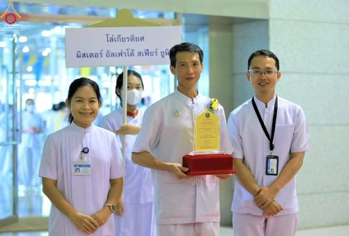 ภาพ No.125392:V.27 มาฆะ สาธุ  การรับบุญเตรียมงาน ปฎิบัติงาน เก็บงาน ของเจ้าหน้าที่หน่วยงานต่างๆ เพื่อวันมาฆบูชา วันเสาร์ที่ 24 กุมภาพันธ์  พ.ศ. 2567 ณ วัดพระธรรมกาย จ.ปทุมธานี