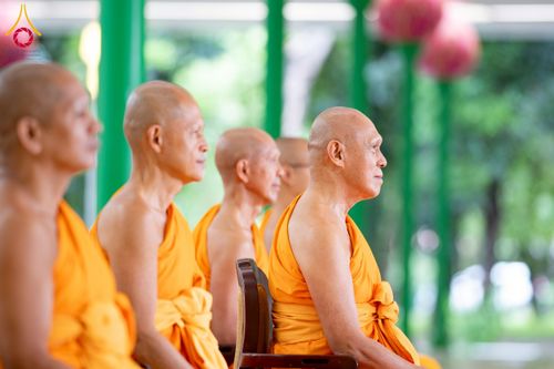 ภาพ No.244813:วันเสาร์ที่ 6 กันยายน พ.ศ. 2568 พิธีถวายบาตร บรรพชา อุปสมบทของนาคธรรมทายาท โครงการอุปสมบทหมู่บูชาธรรมครบรอบ 108 ปี  วันครูผู้ค้นพบวิชชาธรรมกาย ณ โบสถ์พระไตรปิฎก วัดพระธรรมกาย