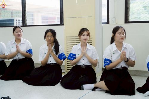 ภาพ No.243087:วันพฤหัสบดีที่ 4 กันยายน พ.ศ. 2568 เวลา 07.00-08.15 น. มหาวิทยาลัยเกษตรศาสตร์ กำแพงแสน ร่วมทำบุญตักบาตร Freshy KU85 พระสงฆ์ 85 รูป