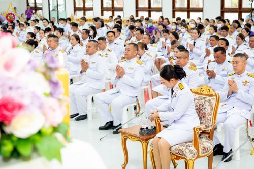 ภาพ No.227111:วันอังคารที่ 3 มิถุนายน พ.ศ. 2568 นายอำเภอคลองหลวง นำพสกนิกรรวมใจภักดิ์ สมเด็จพระนางเจ้าฯ พระบรมราชินี เนื่องในโอกาสวันเฉลิมพระชนมพรรษา ณ อาคารปลูกศรัทธา 2 วัดพระธรรมกาย อ.คลองหลวง จ.ปทุมธานี