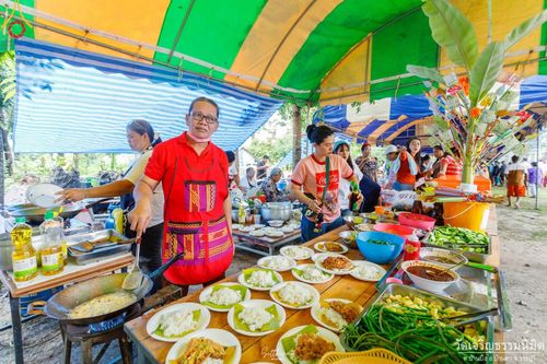 ภาพ No.166274:พิธีทอดกฐิน ณ วัดเจริญธรรมนิมิตร จ.ราชบุรี ในโครงการกฐินสามัคคีทั่วไทย 30,000 วัด บูชาธรรม 80 ปี หลวงพ่อธัมมชโย โดยคณะศิษยานุศิษย์วัดพระธรรมกาย วันที่ 20 ตุลาคม พ.ศ. 2567