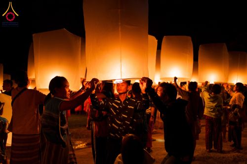 ภาพ No.175653:พิธีทอดกฐิน วัดพระธรรมจาริกบ้านต่อปล้าคี ตำบลแม่สอง อำเภอท่าสองยาง จังหวัดตาก ในโครงการกฐินสามัคคีทั่วไทย 30,000 วัด บูชาธรรม 80 ปี หลวงพ่อธัมมชโย โดยคณะศิษยานุศิษย์วัดพระธรรมกาย วันที่ 15 พฤศจิกายน พ.ศ. 2567