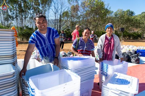 ภาพ No.125266:พิธีตักบาตรเนื่องในวันมาฆบูชา ณ สนามโรงเรียนบ้านนาเกียน  อำเภออมก๋อย จังหวัดเชียงใหม่ วันเสาร์ที่ ๒๔ กุมภาพันธ์ พ.ศ. ๒๕๖๗