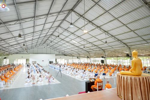 ภาพ No.248296:วันอาทิตย์ที่ 21 กันยายน พ.ศ. 2568 พิธีตักบาตร, พิธีทอดผ้าป่าบำรุงธุดงคสถานล้านนา, พิธีถวายกองทุนการศึกษาพระบาลี, พิธีถวายสลากภัตเป็นสังฆทาน เนื่องในโอกาสครบรอบ 39 ปี ธุดงคสถานล้านนา ณ ธุดงคสถานล้านนา อ.สันทราย จ.เชียงใหม่