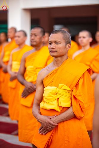 ภาพ No.201599:พิธีจุดประทีปถวายเป็นพุทธบูชา และบูชาธรรมมหาปูชนียาจารย์ ณ อาคารธรรมยาตรา กตัญญูบูชามหาปูชนียาจารย์ ตรงข้ามวัดปากน้ำภาษีเจริญ จ.กรุงเทพมหานคร ในโครงการธรรมยาตรา กตัญญูบูชา มหาปูชนียาจารย์ พระมงคลเทพมุนี(สด จนฺทสโร) พระผู้ปราบมาร อนุสรณ์สถาน 7 แห่ง