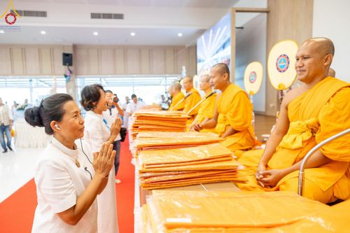 ภาพ No.148614:พิธีบุพเปตพลี, พิธีทอดผ้าป่า, พิธีไถ่ชีวิตโค 80 ตัว ให้ชีวิตสัตว์เป็นทาน ณ ศูนย์ปฎิบัติธรรมภาคใต้ อ.บางกล่ำ จ.สงขลา วันเสาร์ที่ 10 สิงหาคม พ.ศ. 2567