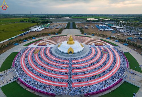 ภาพ No.118494:พิธีตักบาตรพระธรรมยาตรา ปีที่ 12 ณ อนุสรณ์สถานลำดับที่ 5 สถานที่เผยแผ่วิชชาธรรมกายครั้งแรก อนุสรณ์สถานบางปลา จ.นครปฐม วันที่ 25 มกราคม พ.ศ. 2567