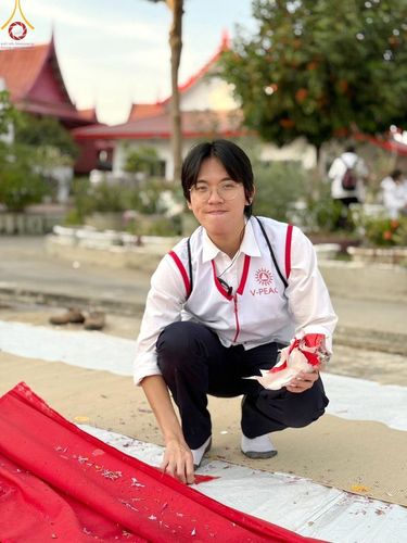 ภาพ No.204047:V.52 สารพัดV สารพัดดี ที่วัดสองพี่น้อง ในโครงการธรรมยาตรา กตัญญูบูชา มหาปูชนียาจารย์ พระมงคลเทพมุนี(สด จนฺทสโร) พระผู้ปราบมาร อนุสรณ์สถาน 7 แห่ง ปีที่ 13 ระหว่างวันที่ 2-31 มกราคม พ.ศ. 2568