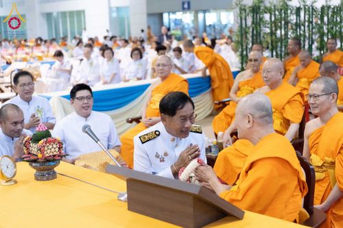 ภาพ No.185280:พิธีถวายมหาสังฆทาน 1,000 วัด ในวาระอายุวัฒนมงคล 84 ปี หลวงพ่อทัตตชีโว วันอาทิตย์ที่ 22 ธันวาคม พ.ศ. 2567 ณ สภาธรรมกายสากล วัดพระธรรมกาย