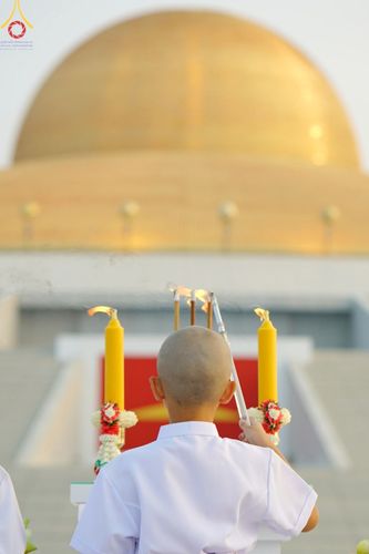 ภาพ No.133746:พิธีเวียนประทักษิณและพิธีวันทาเจดีย์ โครงการบรรพชาสามเณร ฟื้นฟูพระพุทธศาสนาทั่วไทย ณ วัดพระธรรมกาย วันเสาร์ที่ 6 เมษายน พ.ศ. 2567