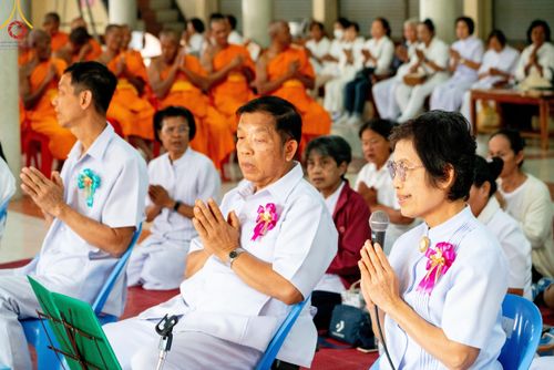 ภาพ No.189747:พิธีทอดผ้าป่าทำนุบำรุงศาสนสถาน ในโครงการธรรมยาตรา กตัญญูบูชา มหาปูชนียาจารย์ พระมงคลเทพมุนี(สด จนฺทสโร) พระผู้ปราบมาร อนุสรณ์สถาน 7 แห่ง ปีที่ 13 ณ วัดใหม่พิบูลย์ผล ต.บางเลน อ.สองพี่น้อง จ.สุพรรณบุรี วันที่ 5 มกราคม พ.ศ. 2568