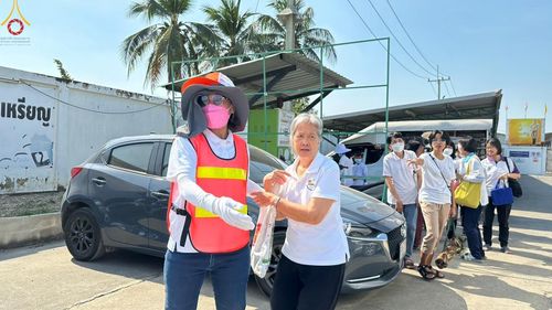 ภาพ No.108682:V.6 บุญเข้า การเตรียมงาน เก็บงาน การรับบุญของเจ้าหน้าที่หน่วยงานต่างๆ เพื่อโครงการธรรมยาตรา กตัญญูบูชามหาปูชนียาจารย์ พระมงคลเทพมุนี (สด จนฺทสโร) พระผู้ปราบมาร อนุสรณ์สถาน 7 แห่ง ปีที่ 12 ระหว่างวันที่ 2 - 31 มกราคม พ.ศ.2567