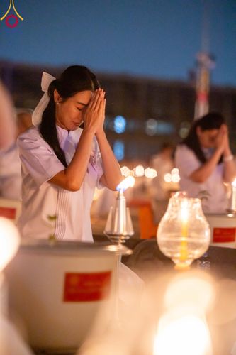ภาพ No.90322:พิธีจุดประทีป 20,000 ดวง บูชาพระมหาธรรมกายเจดีย์ และบูชาพระมงคลเทพมุนี(สด จนฺทสโร) พระผู้ปราบมาร วันอังคารที่ 10 ตุลาคม พ.ศ. 2566 ณ ลานธรรมพระมหาธรรมกายเจดีย์ วัดพระธรรมกาย จ.ปทุมธานี