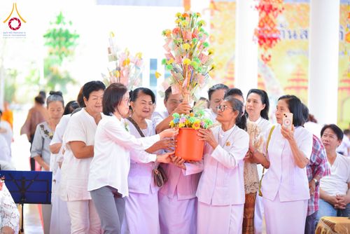 ภาพ No.313067:วันเสาร์ที่ 28 กุมภาพันธ์  พ.ศ. 2569 พิธีทอดผ้าป่าสามัคคีเพื่อสร้างอาคารที่พักสามเณร ณ ศูนย์ปฏิบัติธรรมสวนผึ้ง จ.ราชบุรี