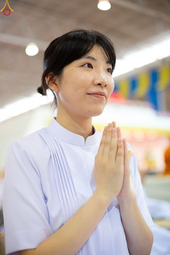 ภาพ No.85301:พิธีมุทิตาสักการะพระภิกษุ ผู้สอบได้เปรียญธรรม ๙ ประโยคระดับโลก, พิธีมอบโล่เกียรติยศและทุนการศึกษา สำนักเรียนบาลีดีเด่นทั่วประเทศ ในวันสมาธิโลก อาทิตย์ที่ 6 สิงหาคม พ.ศ. 2566 ณ สภาธรรมกายสากล วัดพระธรรมกาย