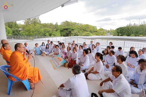ภาพ No.344456:วันที่ 21-23 สิงหาคม พ.ศ. 2569 สัมมนารวมใจผู้นำบุญ บูชาธรรม 82 ปี หลวงพ่อธัมมชโย รุ่นที่ 1 กฐินสามัคคีทั่วไทย 30,000 วัด โครงการอุปสมบทบูชาธรรมมหาปูชนียาจารย์ 3,000 รูป  ณ ศูนย์ปฏิบัติธรรมเวิล์ดพีช วัลเล่ย์ จ.นครราชสีมา