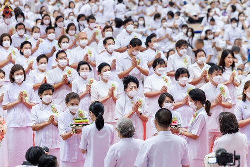 ภาพ No.84708:พิธีบรรจุพระบรมสารีริกธาตุภายในเกตุดอกบัวตูม องค์พระประธาน ณ ห้องแก้วสารพัดนึก 2 วัดพระธรรมกาย ในวันอาสาฬหบูชา อังคารที่ 1 สิงหาคม พ.ศ.2566