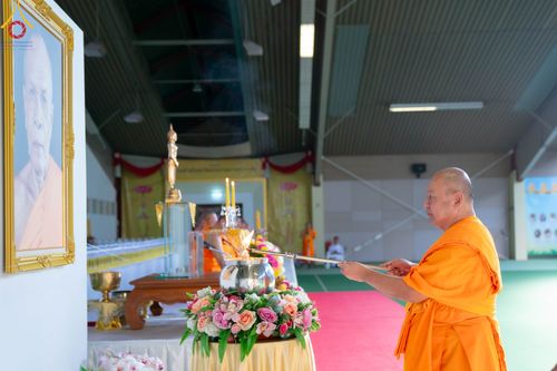 ภาพ No.91712:พิธีวิหารสังฆทาน เพื่อการเผยแผ่พระพุทธศาสนา วิชชาธรรมกายในทวีปยุโรป ในวาระอายุวัฒนมงคล 60 ปี พระวิเทศภาวนาธรรม วันอาทิตย์ที่ 22 ตุลาคม พ.ศ.2566 ณ วัดพระธรรมกายบาวาเรีย