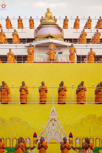 ภาพ No.302827:วันที่ 24 มกราคม พ.ศ. 2569 พิธีจุดประทีปธรรมถวายเป็นพุทธบูชา  และบูชาธรรมมหาปูชนียาจารย์  ณ อาคารธรรมยาตรา กตัญญูบูชามหาปูชนียาจารย์  ตรงข้ามวัดปากน้ำภาษีเจริญ จ.กรุงเทพมหานคร ในโครงการธรรมยาตรา กตัญญูบูชา มหาปูชนียาจารย์ พระมงคลเทพมุนี(สด จนฺทสโร) พระผู