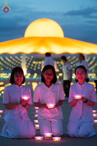 ภาพ No.345786:วันพฤหัสบดีที่ 27 สิงหาคม พ.ศ.2569 พิธีจุดประทีป เนื่องในวันธรรมชัย ณ วัดพระธรรมกาย ปทุมธานี
