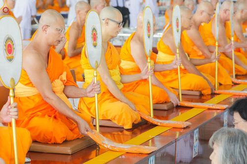 ภาพ No.348221:วันที่ 10 กันยายน พ.ศ.2569 พิธีสวดพระพุทธมนต์ และถวายภัตตาหารเป็นสังฆทาน เนื่องในวันครบ 26 ปี วันคล้ายละสังขาร คุณยายอาจารย์มหารัตนอุบาสิกาจันทร์ ขนนกยูง ณ หอฉันคุณยายอาจารย์ฯ วัดพระธรรมกาย